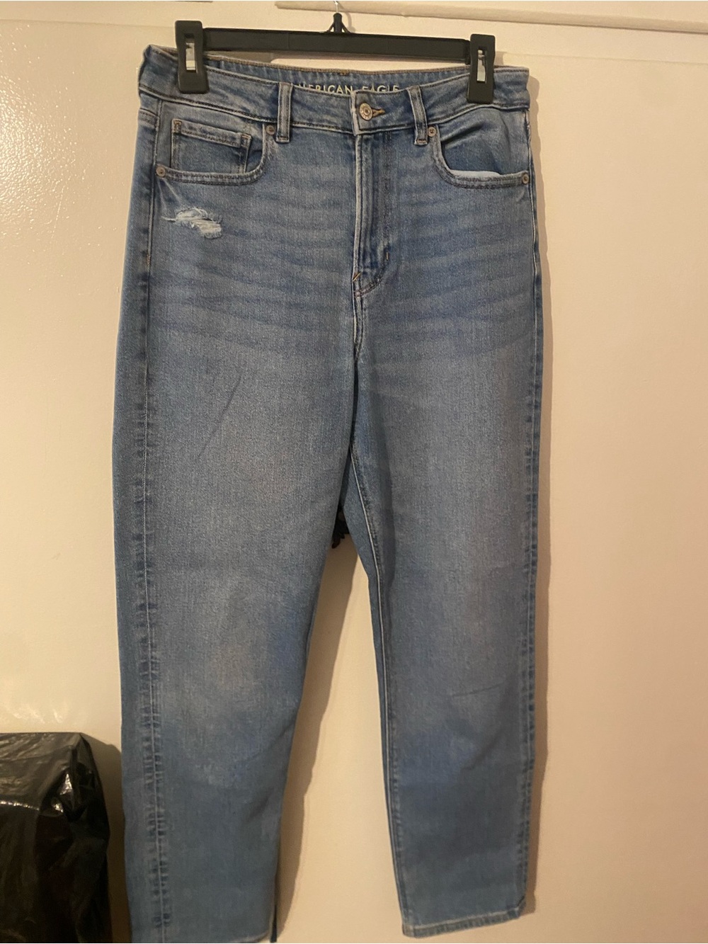 American Eagle Light Wash Denim Jeans